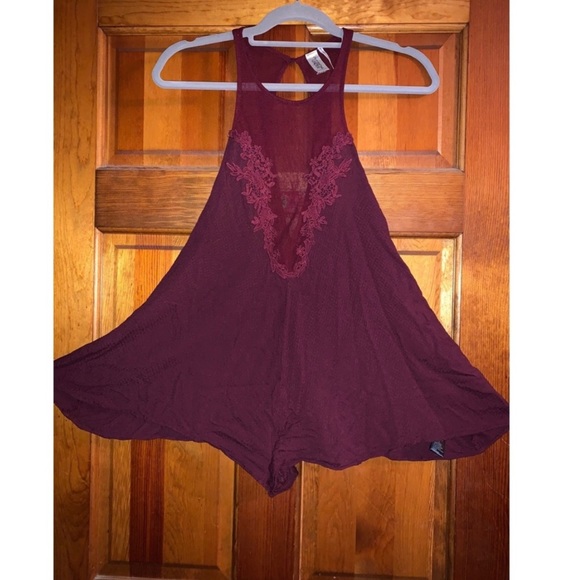 Flirty Romper - Picture 2 of 5